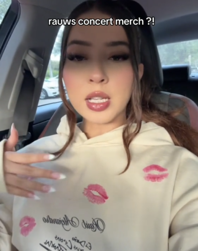 Rauw Alejandro Hoodie, Xoxo White Tour Hoodie photo review